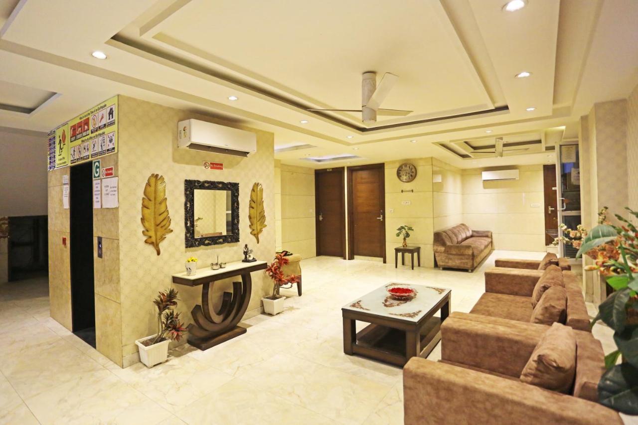 Hotel Sm Suits Near Delhi Airport-Unit By Grand Urban Luxury Yeni Delhi Dış mekan fotoğraf